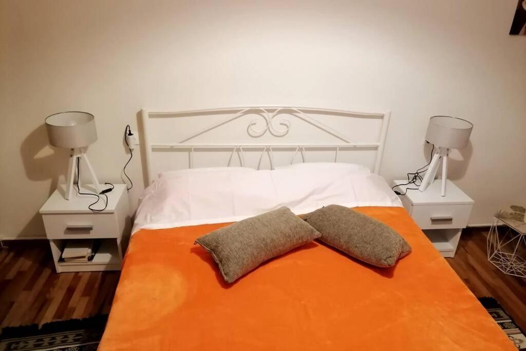 Elegant Central Apartment In Volos Eksteriør billede
