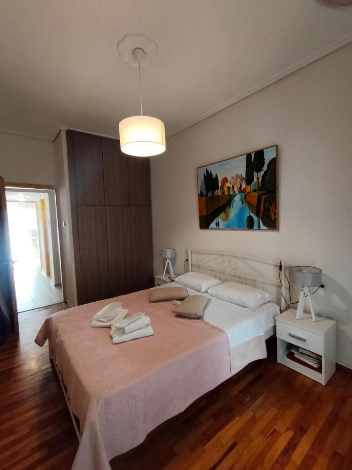 Elegant Central Apartment In Volos Eksteriør billede